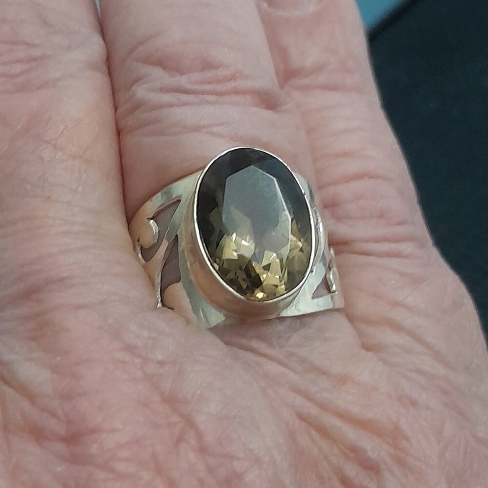 Smokey Topaz Ring .925 Sterling Silver 🦋PRICE FOR "BRING YOUR BLING SHOW ONLY🦋